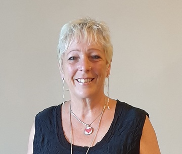 Karen - Counsellor and ICEEFT Certified Emotionally Focused Individual, Couples' & Family Therapist