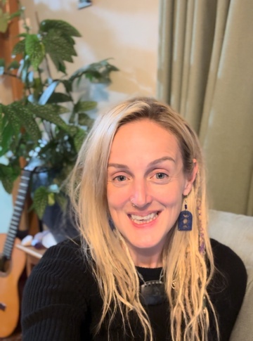 Penelope - Somatic Therapist