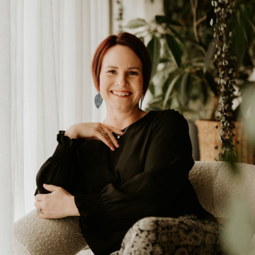 Joni - Relationship & Intimacy Therapist