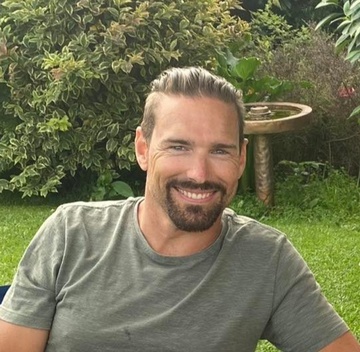 David - Counsellor - Trauma-informed Therapist - Life Coach